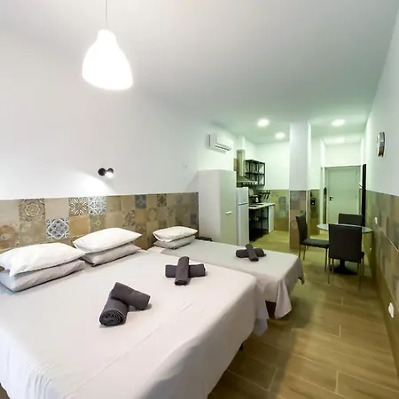 Pueblo Mar Lägenhetshotell *
