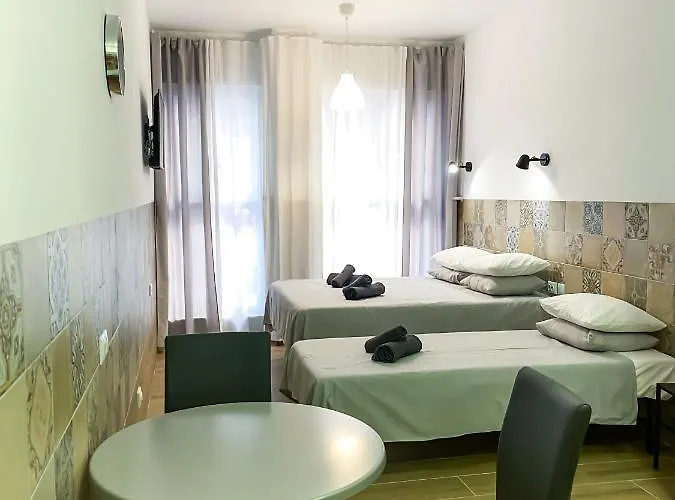 Pueblo Mar 4*